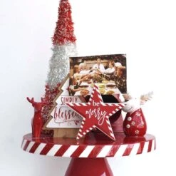 6 In. Red Star-Shaped Christmas Wood Tabletop Photo Holder With Be Merry Text -Northlight Shop christmas centerpieces sg2197 c3 1000