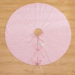 48 In. Retro Star Polyester Microfiber Quilted Tree Skirt -Northlight Shop christmas tree skirts cl203mu21 4f 1000