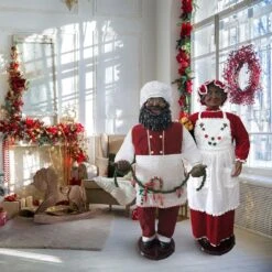 58-In African American Dancing Santa With Apron, Christmas Cookie Garland, Standing Decor, Motion-Activated Animatronic -Northlight Shop fraser hill farm christmas figurines fsc058 2rd2 aa 66 1000