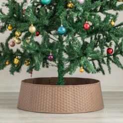 25 In. Brown Large Rattan Collar Christmas Tree Skirt -Northlight Shop gardenised christmas tree skirts qi003957 br 1f 1000