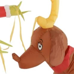 Holiday 5.12 Ft. H X 6.5 Ft. W Inflatable Airblown Grinch And Max Scene -Northlight Shop gemmy christmas inflatables g 11573 a0 1000