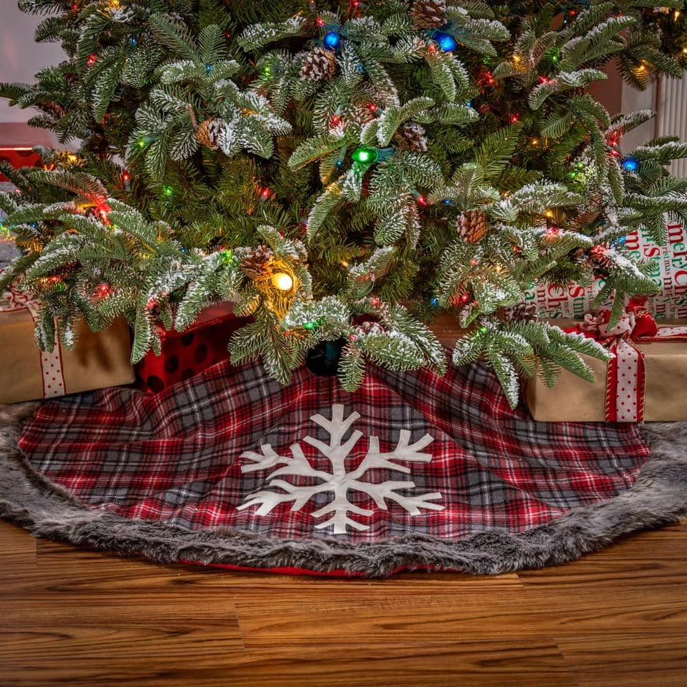 48 In. D Christmas Buffalo Plaid Tree Skirt With Snowflake 3 48 In. D Christmas Buffalo Plaid Tree Skirt With Snowflake - Image 3