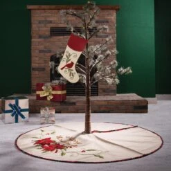 Set Of 2 Fabric Christmas Decoration (48.00 In. Tree Skirt And Stocking) -Northlight Shop glitzhome christmas textiles 2004700010 31 1000