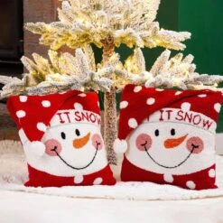14 In. H Hooked 3D Snowman Pillow (2-Pack) -Northlight Shop glitzhome christmas textiles 2004800030 c3 1000
