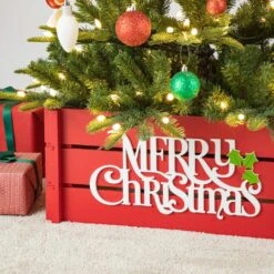24 In. L Red "MERRY CHRISTMAS" Wooden Crate Tree Collar -Northlight Shop glitzhome christmas tree collars 2010600059 1f 1000