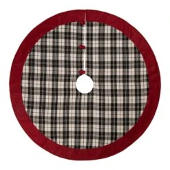 48 In. D Black And White Plaid Fabric Christmas Tree Skirt And 2-Pack 20 In. Stocking (Set Of 3) -Northlight Shop glitzhome christmas tree skirts 2004700109 4f 1000