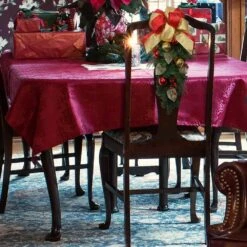 20 In. Pre-lit Madison Chairback Artificial Christmas Swag -Northlight Shop haute decor christmas swag dcsw2002 31 1000