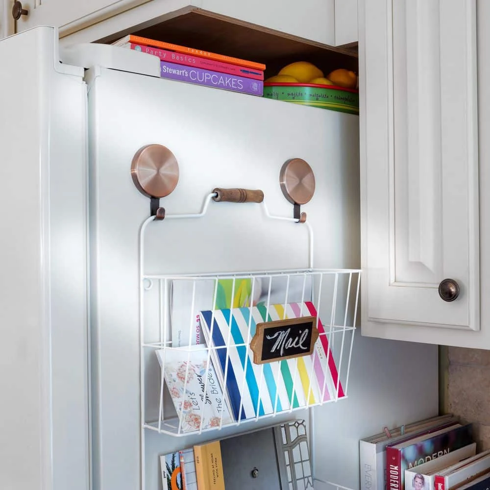 3.75 In. Artificial Brushed Copper Attract Magnetic Wreath Hanger (2-pack) 4 3.75 In. Artificial Brushed Copper Attract Magnetic Wreath Hanger (2-pack) - Image 4