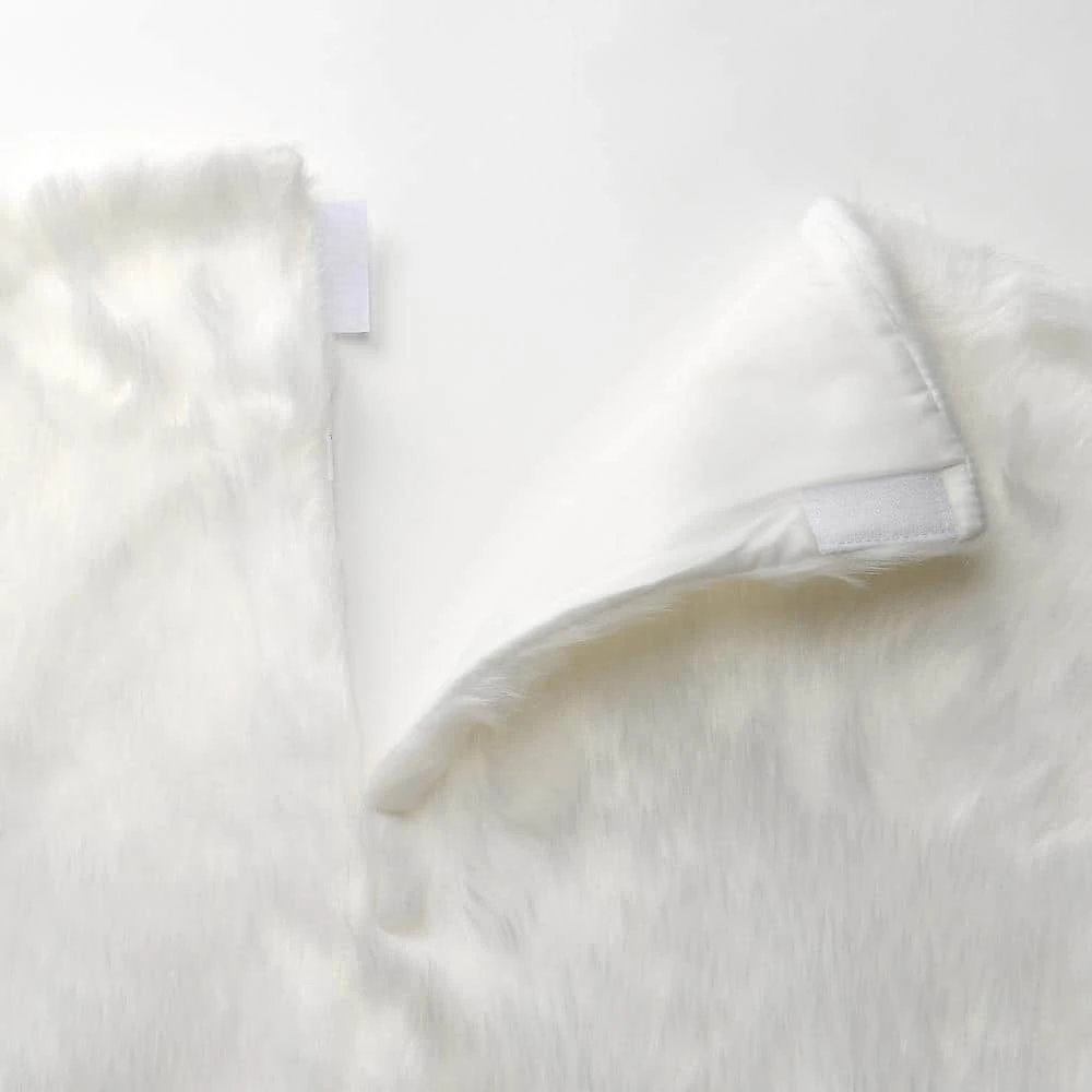 52 " General Store Collection White Faux Fur Christmas Tree Skirt 5 52 " General Store Collection White Faux Fur Christmas Tree Skirt - Image 5