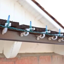 Northlight Bucket Of 150 Clear Max Pro Anywhere Flip Christmas Light Clips -Northlight Shop northlight christmas light accessories 34851030 4f 1000