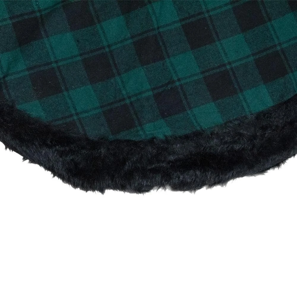Northlight 48 In. Green And Black Plaid Christmas Tree Skirt With Faux Fur 4 Northlight 48 In. Green And Black Plaid Christmas Tree Skirt With Faux Fur - Image 4