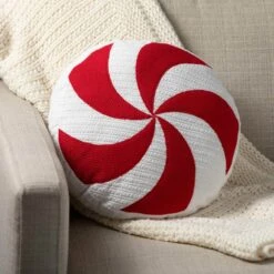 15 In. Peppermint Candy Christmas Throw Pillow, Red White -Northlight Shop sullivans christmas textiles pil418 4f 1000