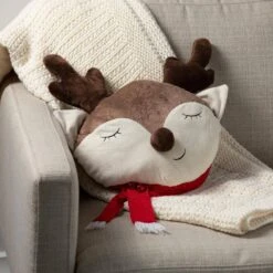 24 .5 In. Sleeping Reindeer Christmas Throw Pillow -Northlight Shop sullivans christmas textiles pil422 4f 1000