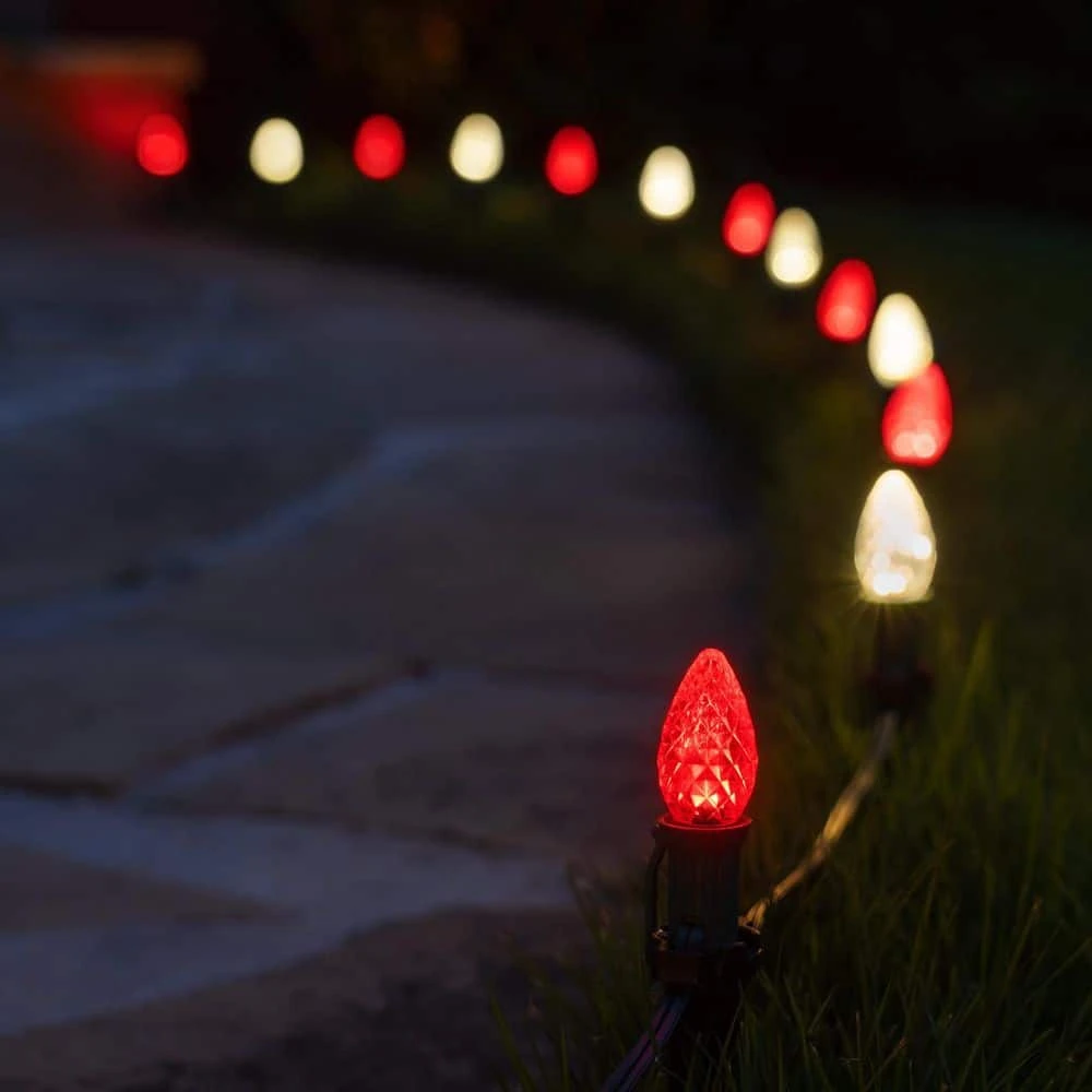 OptiCore C7 LED Warm White Faceted Shatter-Resistant Christmas Light Bulbs (25-Pack) 7 OptiCore C7 LED Warm White Faceted Shatter-Resistant Christmas Light Bulbs (25-Pack) - Image 7