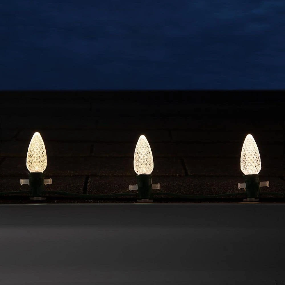 OptiCore C9 LED Warm White Faceted Shatter-Resistant Christmas Light Bulbs (25-Pack) 7 OptiCore C9 LED Warm White Faceted Shatter-Resistant Christmas Light Bulbs (25-Pack) - Image 7