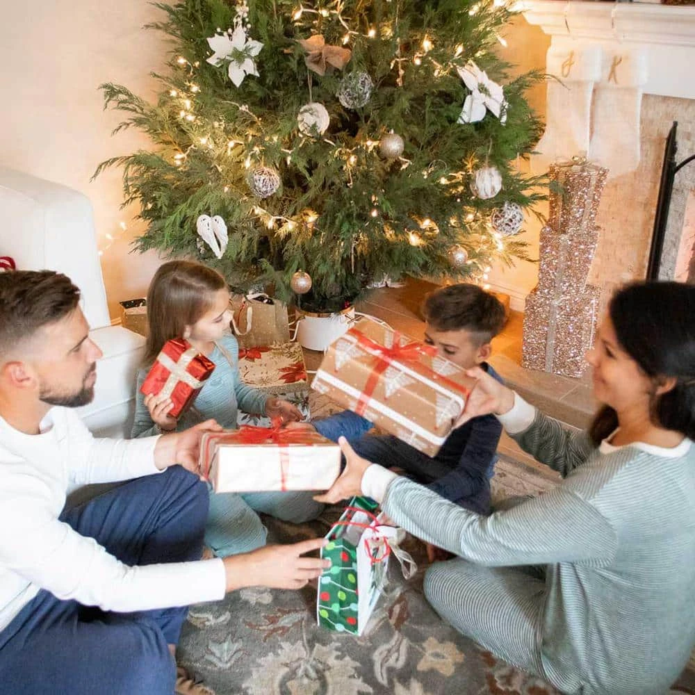 Santa's Last Stand White Steel Stand For 3 Ft. To 6 Ft. Trees 4 Santa's Last Stand White Steel Stand For 3 Ft. To 6 Ft. Trees - Image 4