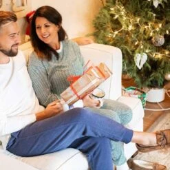 Santa's Last Stand White Steel Stand For 3 Ft. To 6 Ft. Trees 11 Santa's Last Stand White Steel Stand For 3 Ft. To 6 Ft. Trees -Northlight Shop yard butler christmas tree stands isls 7white fa 1000